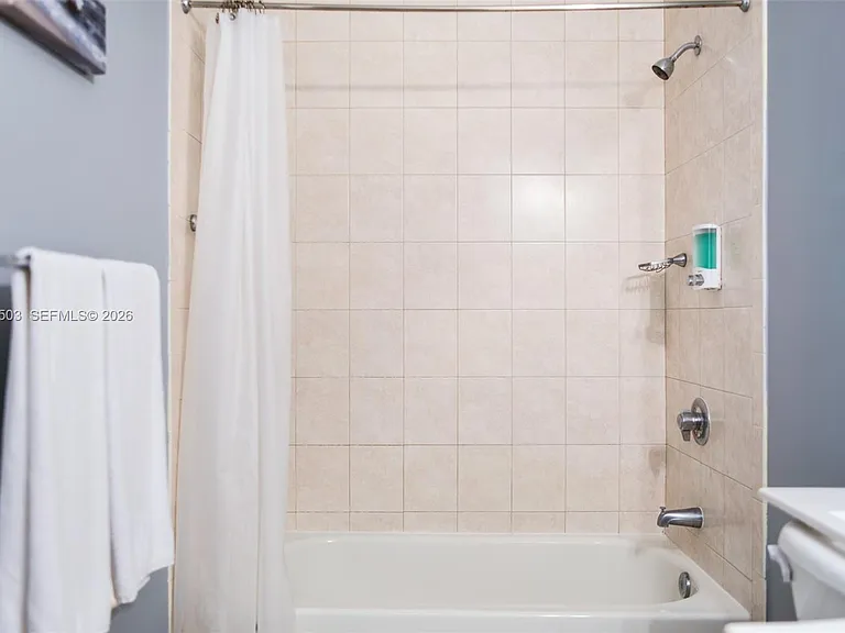 2280 SW 32nd Ave #213 — Photo 17