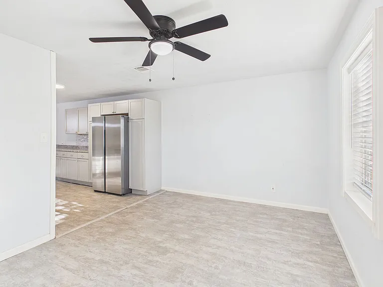 4620 S Hayden St — Photo 3