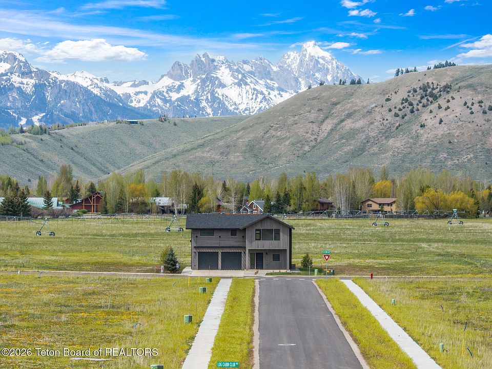 1st image of 2055 Log Cabin Club Rd