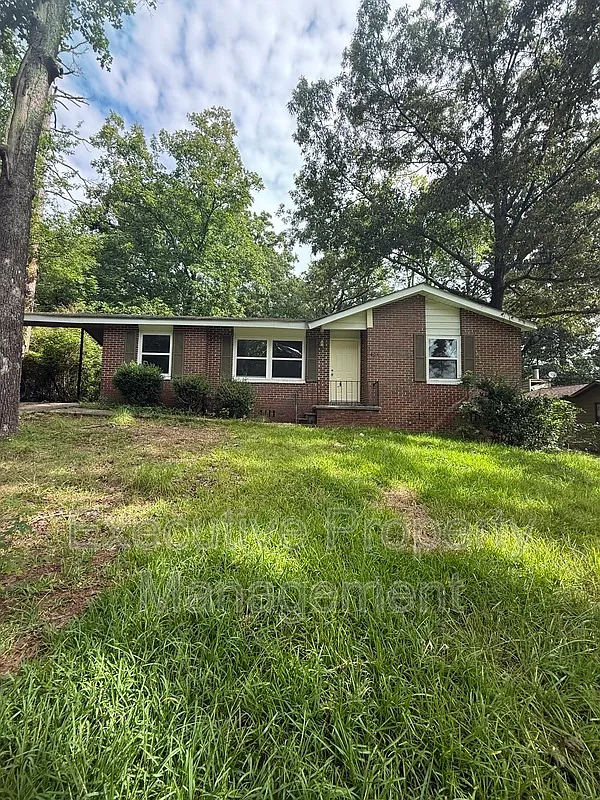 3 bed, 1.5 bath, 1118 sqft, $1,200 — Photo 1