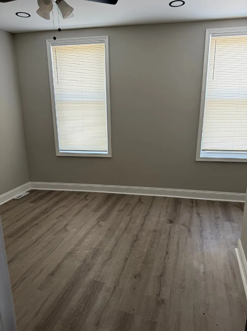 3627 Pulaski Highway $800 Available Room (Private Bath) — Photo 2