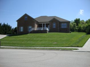 11910 Lakehurst Ln, Knoxville, TN 37934