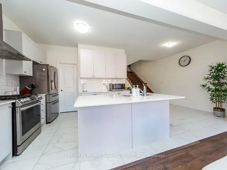 162 Ogston Cres — Photo 18