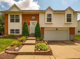 831 W Aberdeen Dr, Trenton, OH