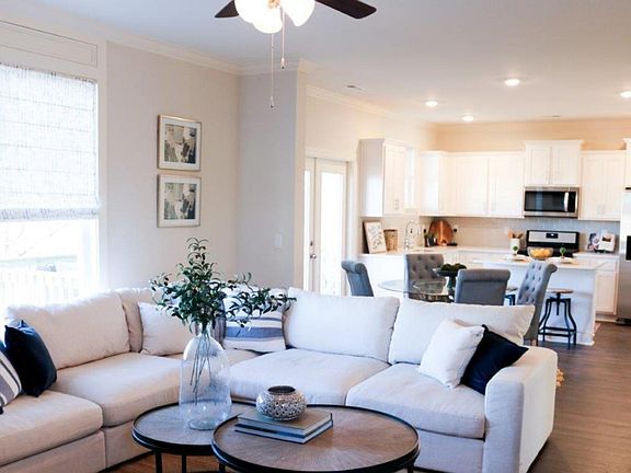 7th image of this home