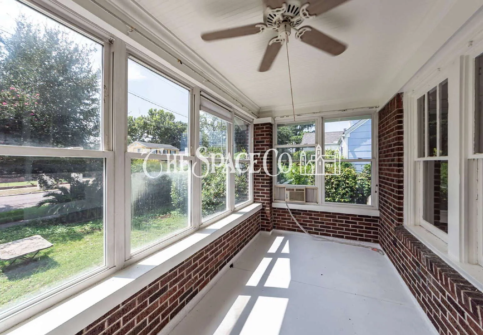 2 bed, 1.0 bath, 1376 sqft, $3,500 — Photo 3