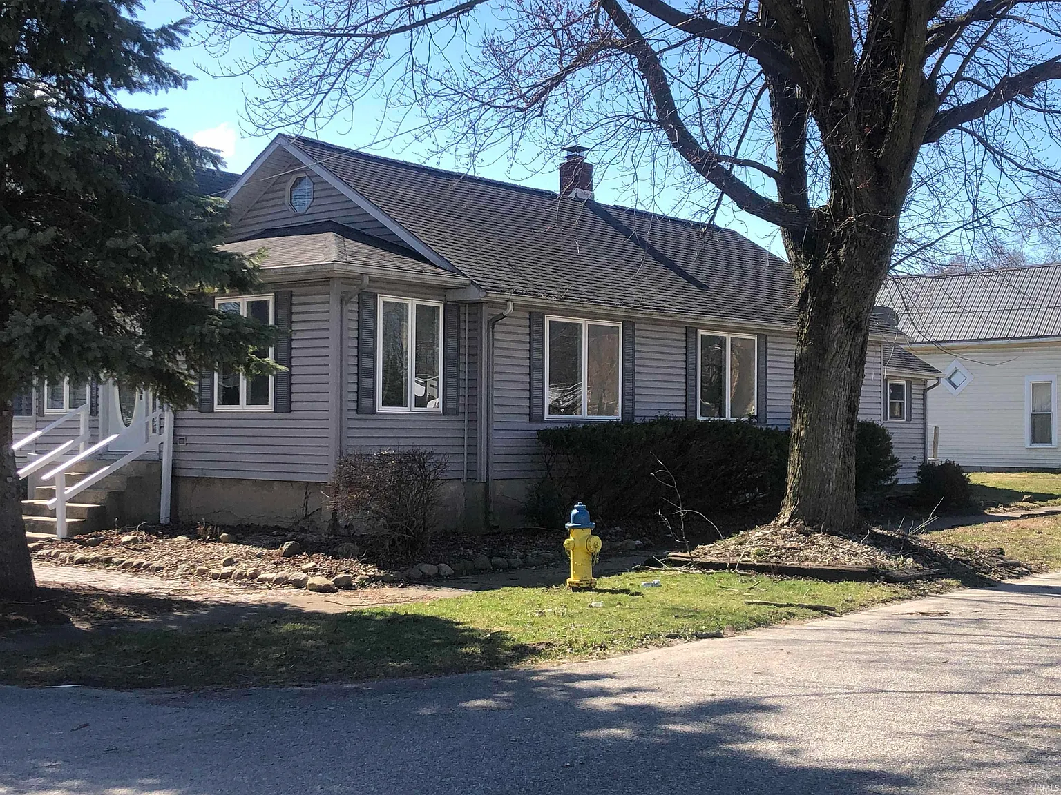 172 N Hood St photo 1