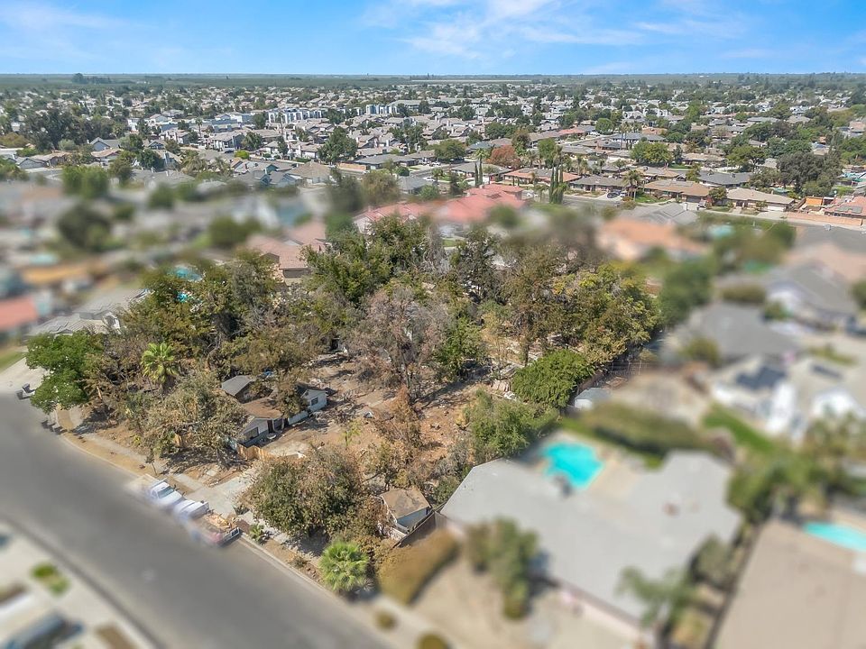 1st image of 334 W Birch Ave