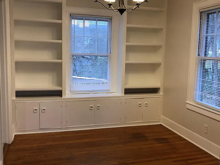 115 E Meadowbrook Dr — Photo 8