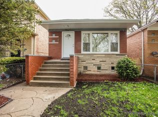 9015 S Carpenter St, Chicago, IL