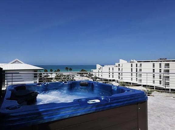 3rd image of 1140 Seaside Dr #B