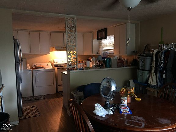 4th image of 840 S Pershing Ave