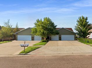3503 W 93rd St #3, Sioux Falls, SD 57108