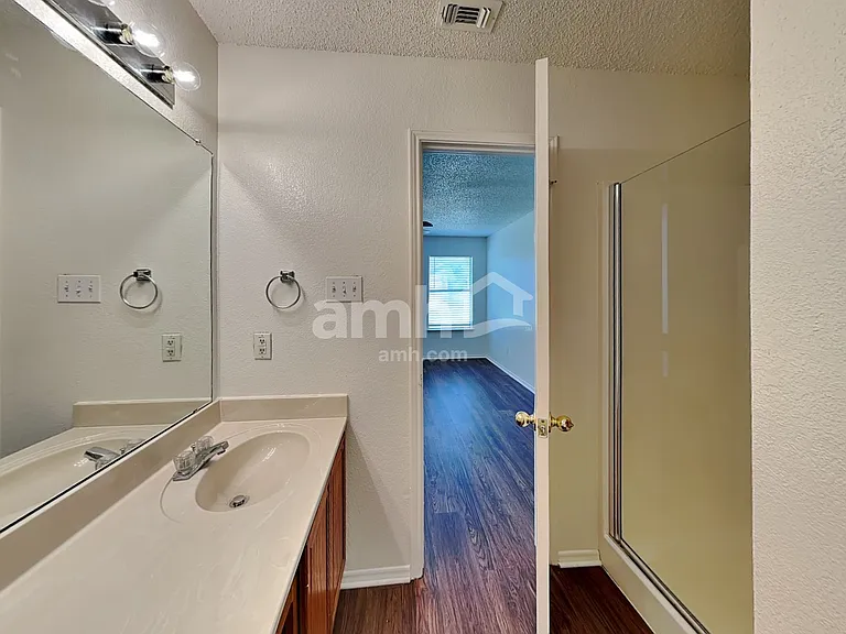 5713 Stone Meadow Ln — Photo 11