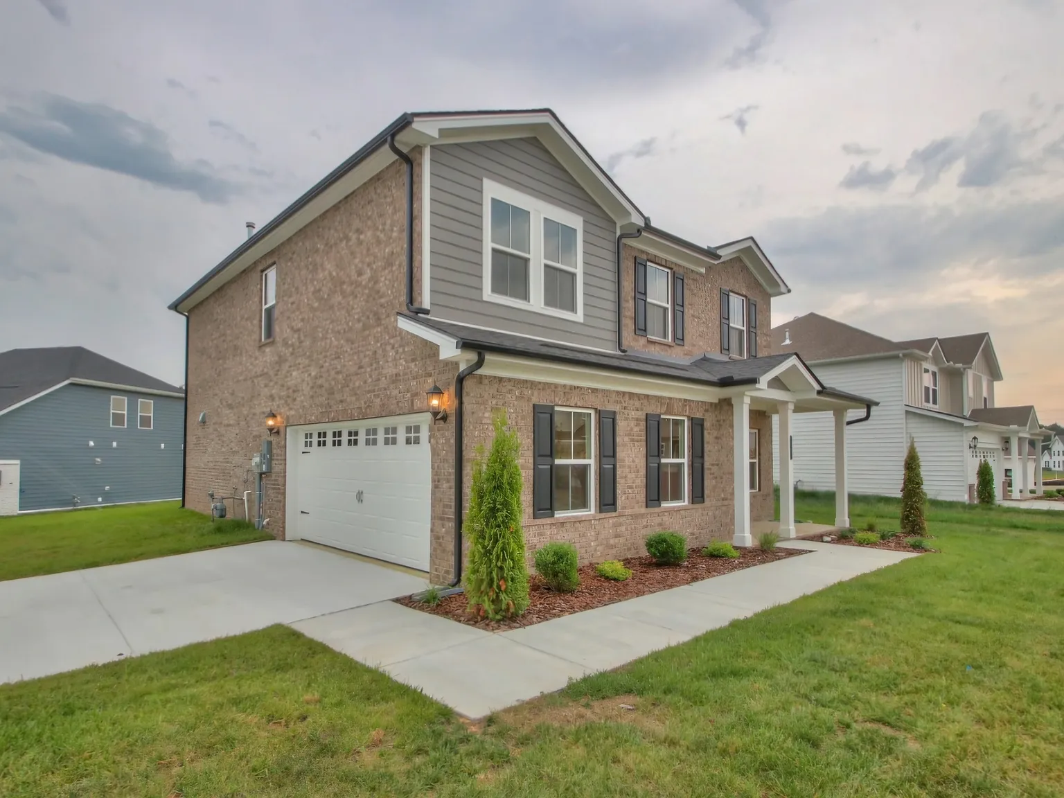 4 bed, 2135 sqft, $3,000 — Photo 4