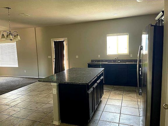4th image of 13629 Blackburn Ave