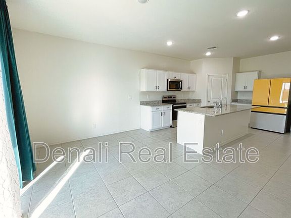 5th image of 18514 N Goleta St