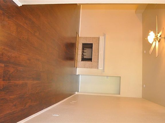 5th image of 349 Creekside Way