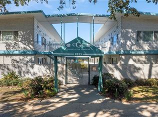 2833 Saint Charles Ave APT 38, New Orleans, LA 70115