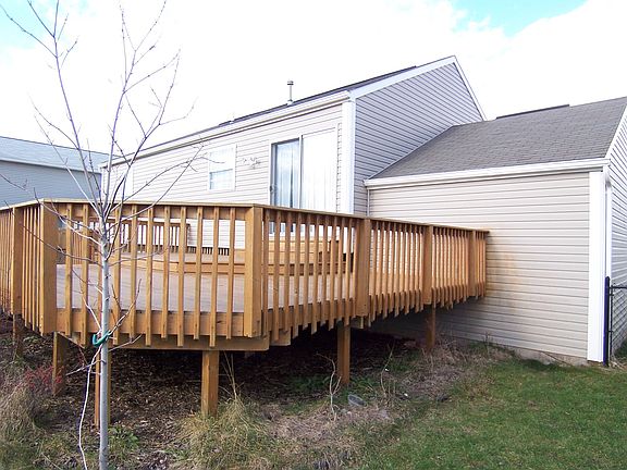 Rear showing the deck