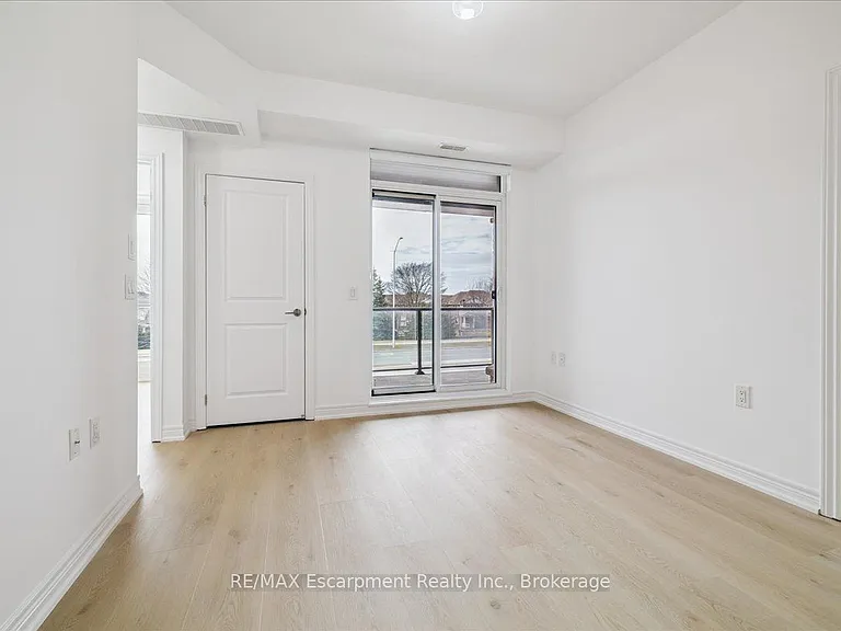 2393 Bronte Rd #205 — Photo 6