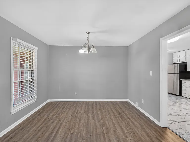 2387 Garden Ct — Photo 36