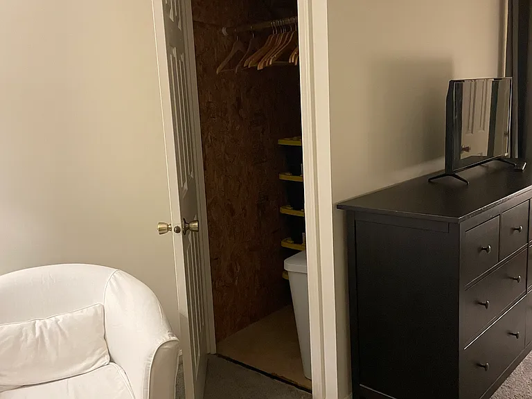 Poplar Grove Dr — Photo 11