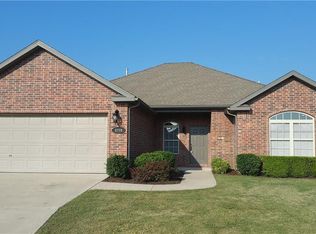 3720 Solitude St, Springdale, AR 72764