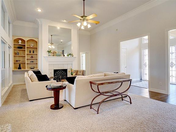Front Living Area - Entry and Formal Dining on Right - Formal Dining out of view.