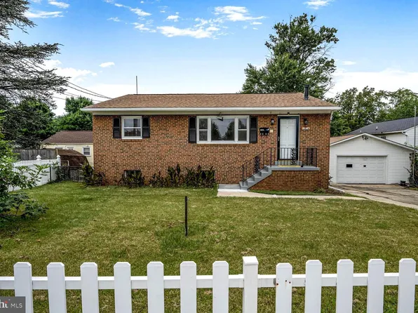 1914 Kent Village Dr, Landover, MD 20785