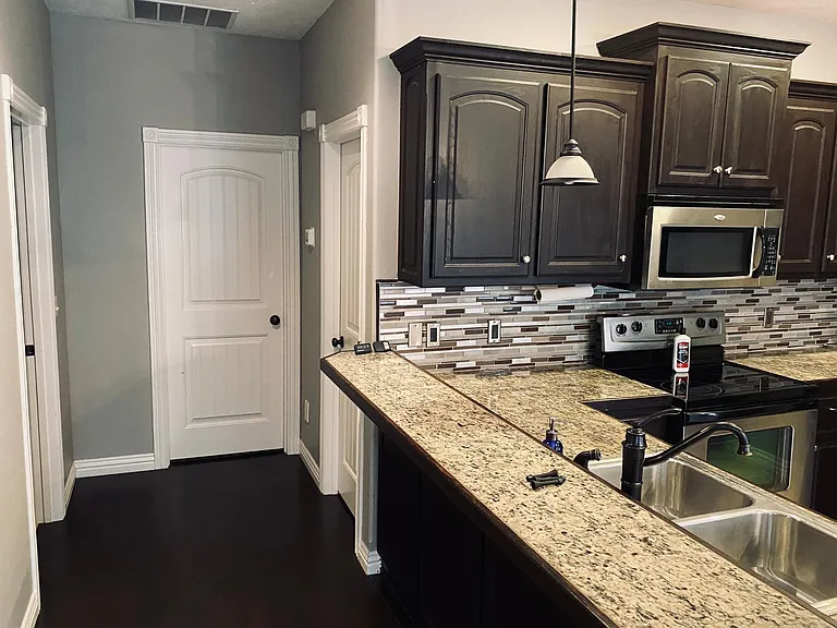 1344 N Vintage Ave — Photo 9
