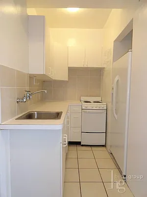 Rented by Hecht Group | media 13