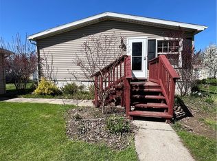 54 Rainbow Park, Ransomville, NY 14131