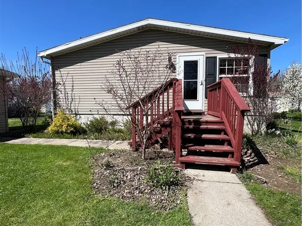 54 Rainbow Park, Ransomville, NY 14131