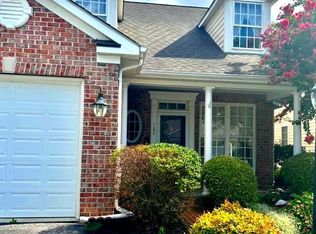 330 Foxleigh Dr, Hanover, PA 17331