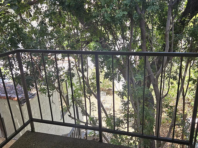 1140 Belmont Ave #7 — Photo 8
