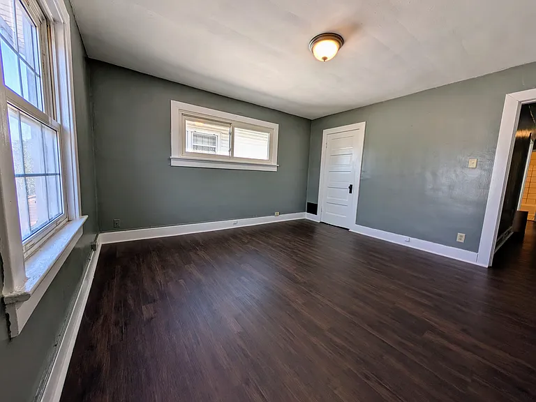 704 Kolping Ave — Photo 13