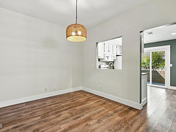 4th image of 513 Walker Rd