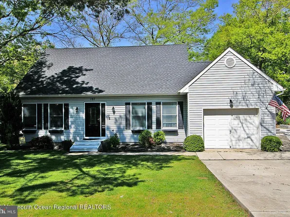 187 Topside Rd, Manahawkin, NJ 08050