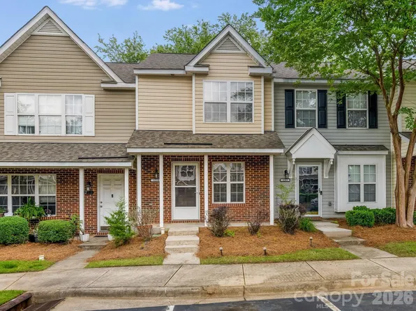 3259 Blythe Ridge Ct, Charlotte, NC 28213