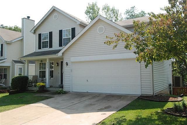 1st image of 332 Valparaiso Ct