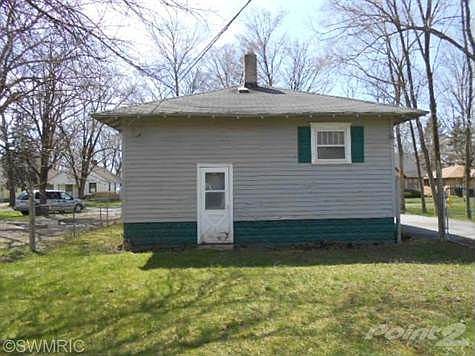 5th image of 1375 Ogden Ave