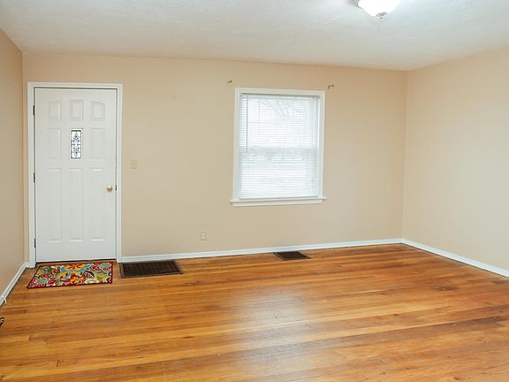 192 n 22nd street-104