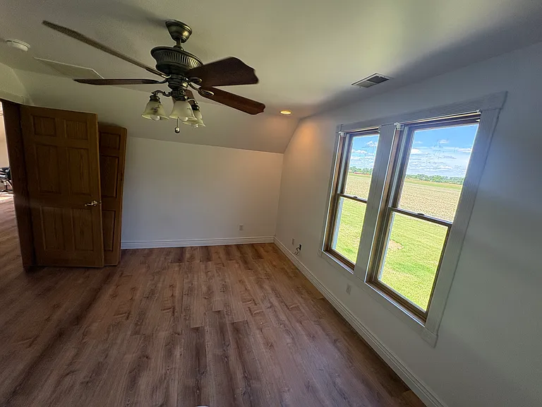 10211 Duffield Rd — Photo 8