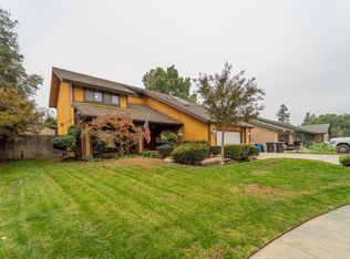 4121 W Grove Court, Visalia, CA 93291