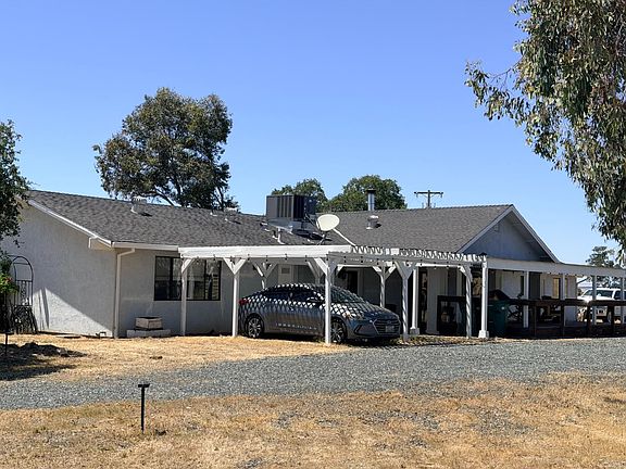 4th image of 4081 La Grange Rd