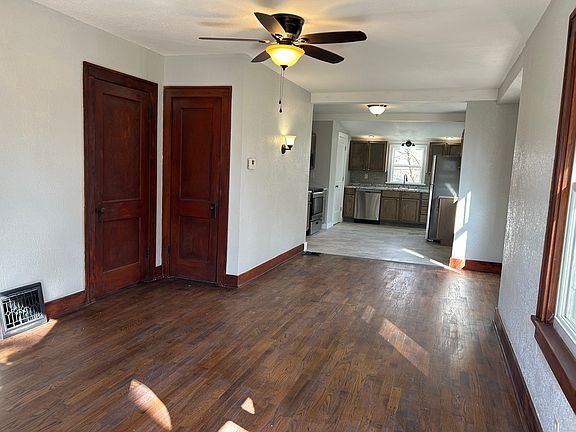 3rd image of 1006 N 8th St