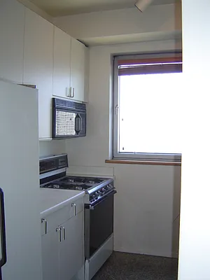 Sold by Royal Operation System | media 8