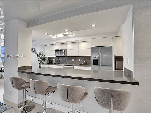 5th image of 1904 S Ocean Dr APT 508