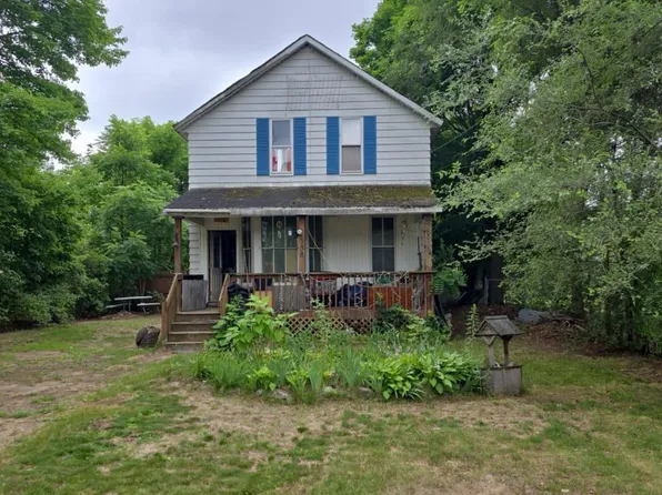 1388 E Wilcox Ave, White Cloud, MI 49349